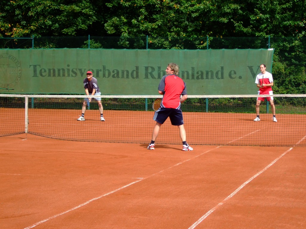 nach schon gewohnt klarer Niederlage im Kicker gab sich Seffern 2 auch hier daran, den Rückstand beim Tennis wieder umzubiegen ...