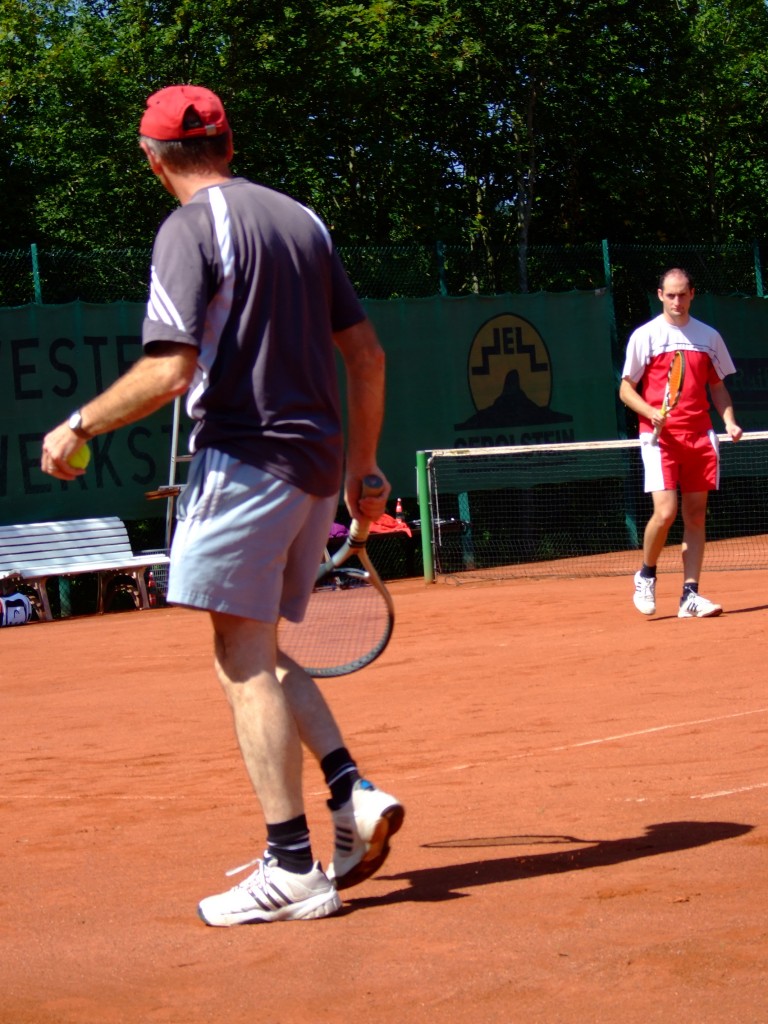 ... Seffern ließ sich davon jedoch nicht beeindrucken und legte im Tennis gleich gut los ...